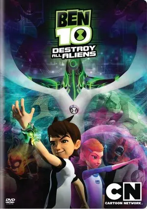 Смотреть онлайн Бен 10: Крушение пришельцев (2012)